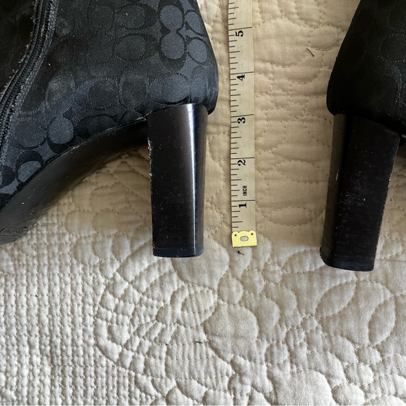 VTG Coach black fabric “C logo Mindy” ankle bootie - Picture 9 of 11